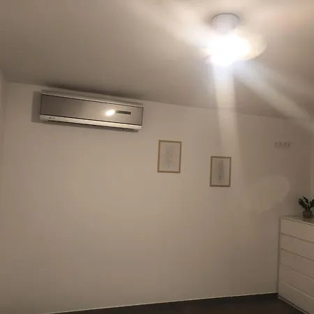 Chaletpiscina Vakantiehuis *