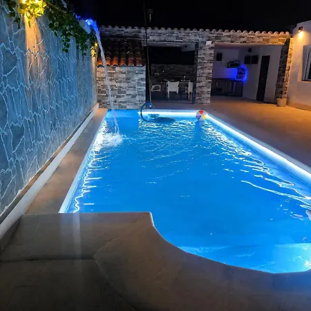 Chaletpiscina Casa vacanze *